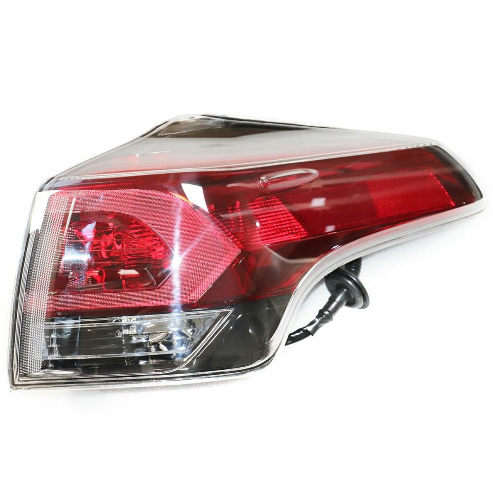 تصویر محصول چراغ خطر عقب چپ تویوتا راوفور 2.5 لیتر دو دیفرانسیل سال 2017